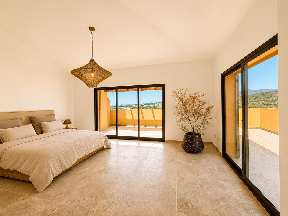 3 Bed Apartment for sale in Los Flamingos Costa Del Sol, Málaga, Spain