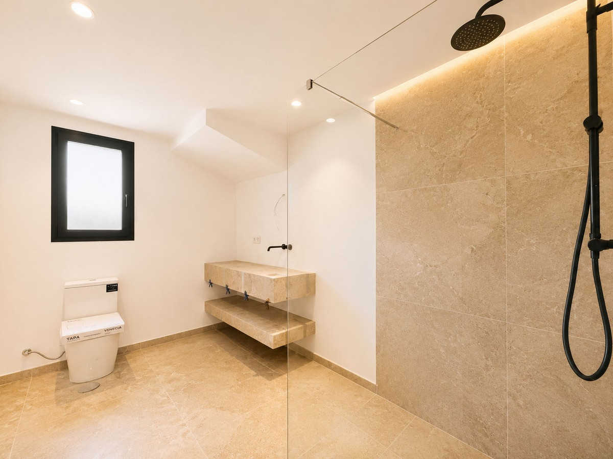 3 Bed Apartment for sale in Los Flamingos Costa Del Sol, Málaga, Spain