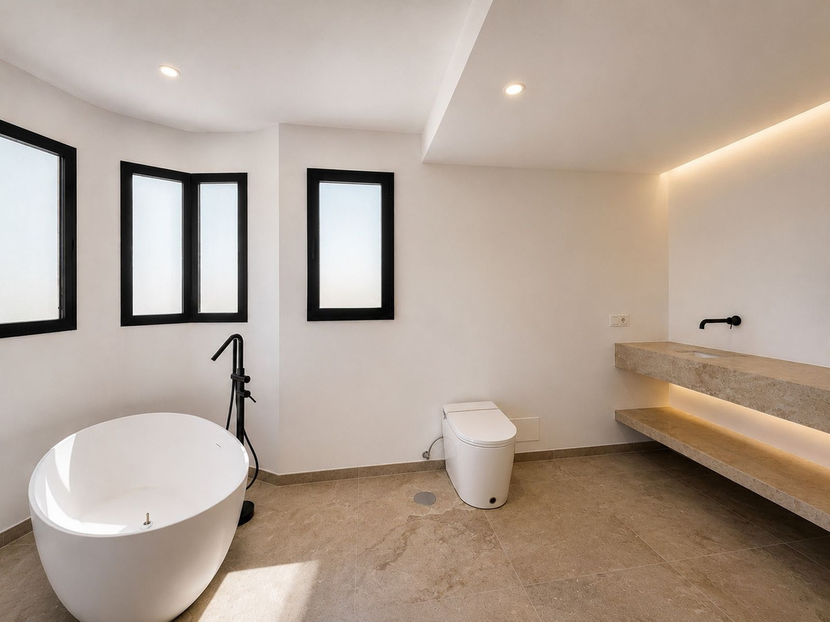 3 Bed Apartment for sale in Los Flamingos Costa Del Sol, Málaga, Spain