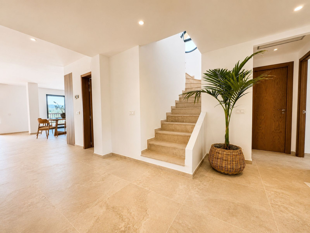 3 Bed Apartment for sale in Los Flamingos Costa Del Sol, Málaga, Spain