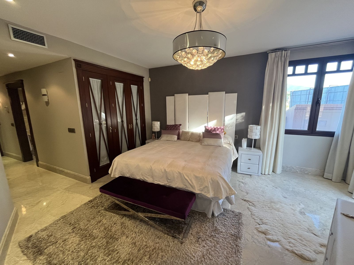 Se vende Apartamento Planta Baja de 3 dormitorios en Costa Del Sol, Málaga, España