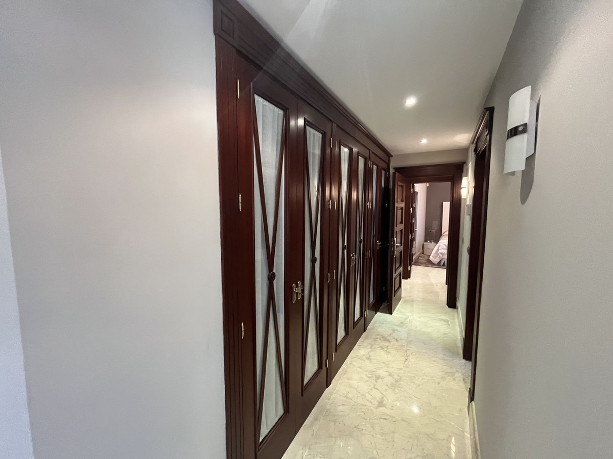 Se vende Apartamento Planta Baja de 3 dormitorios en Costa Del Sol, Málaga, España
