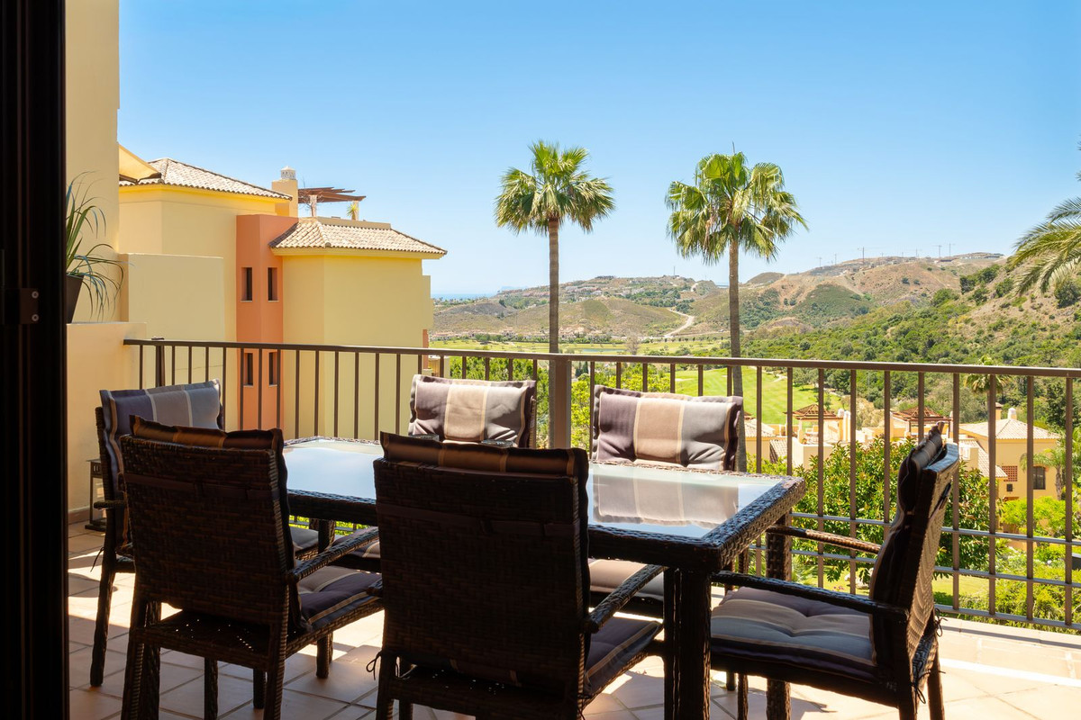 Se vende Apartamento Planta Media de 3 dormitorios en Costa Del Sol, Málaga, España