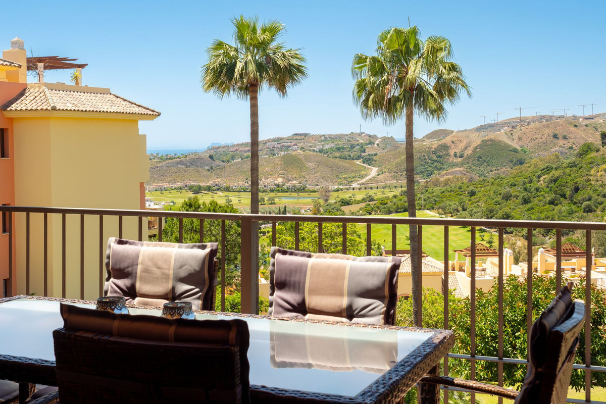 Se vende Apartamento Planta Media de 3 dormitorios en Costa Del Sol, Málaga, España