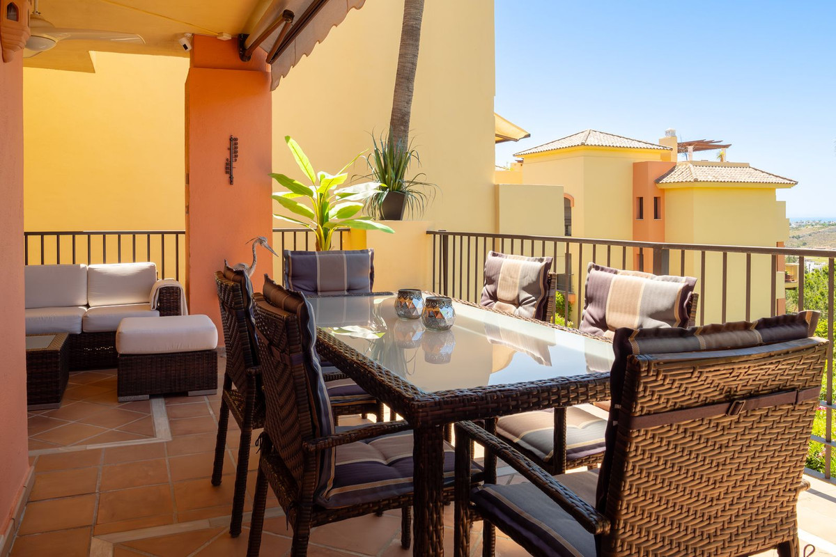 Se vende Apartamento Planta Media de 3 dormitorios en Costa Del Sol, Málaga, España