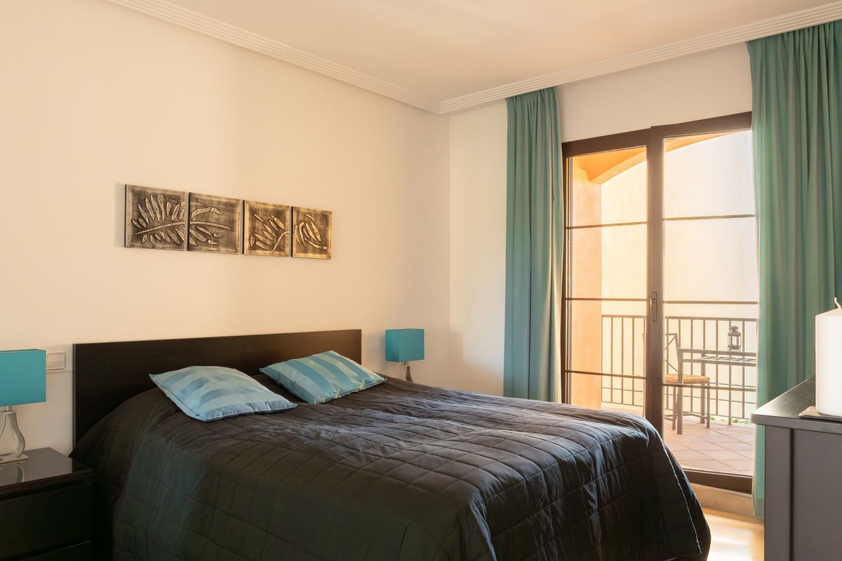 Se vende Apartamento Planta Media de 3 dormitorios en Costa Del Sol, Málaga, España