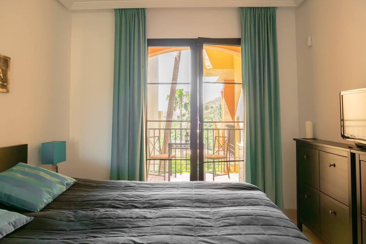 Se vende Apartamento Planta Media de 3 dormitorios en Costa Del Sol, Málaga, España