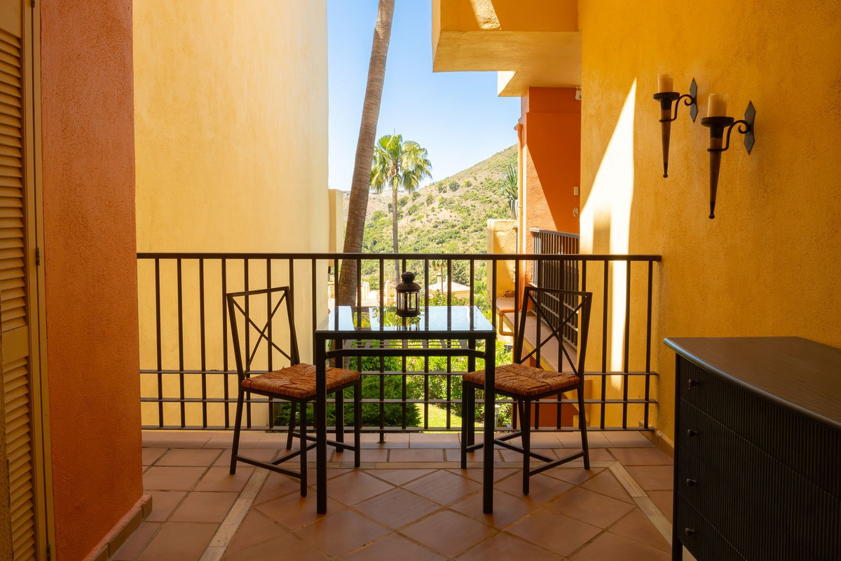 Se vende Apartamento Planta Media de 3 dormitorios en Costa Del Sol, Málaga, España