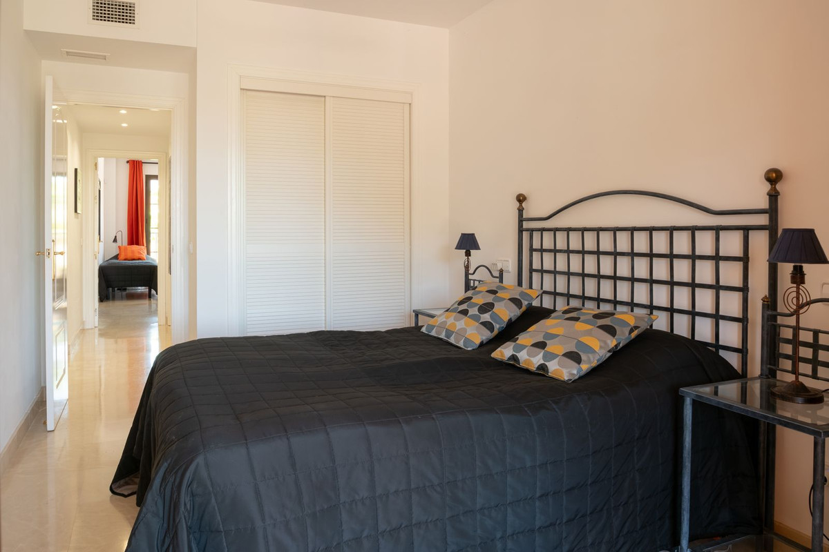 Se vende Apartamento Planta Media de 3 dormitorios en Costa Del Sol, Málaga, España