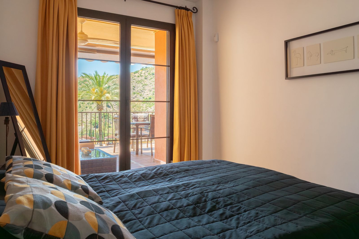 Se vende Apartamento Planta Media de 3 dormitorios en Costa Del Sol, Málaga, España