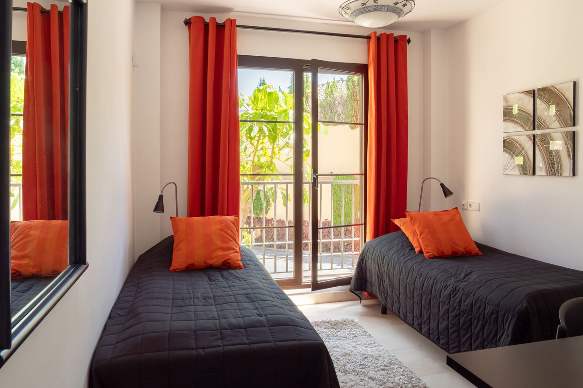 Se vende Apartamento Planta Media de 3 dormitorios en Costa Del Sol, Málaga, España