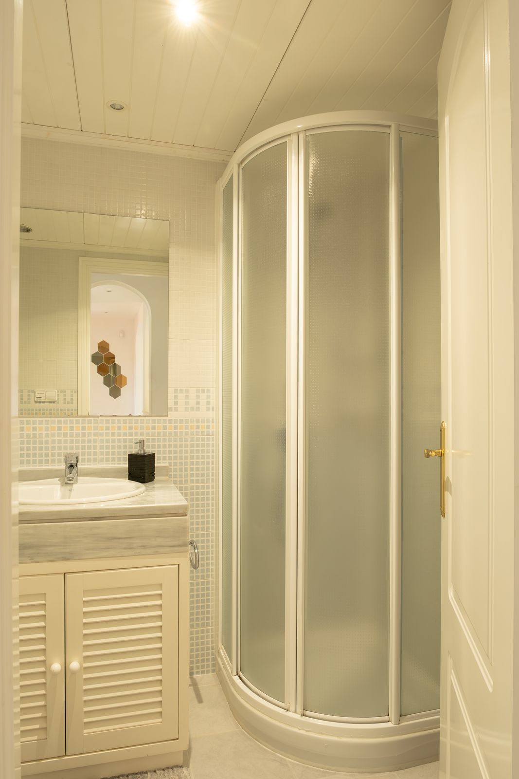 Se vende Apartamento Planta Media de 3 dormitorios en Costa Del Sol, Málaga, España