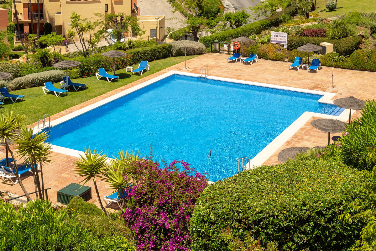 Se vende Apartamento Planta Media de 3 dormitorios en Costa Del Sol, Málaga, España
