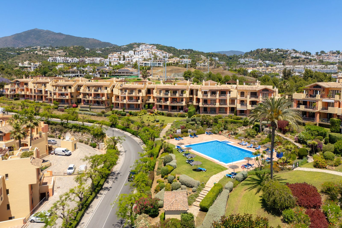 Se vende Apartamento Planta Media de 3 dormitorios en Costa Del Sol, Málaga, España