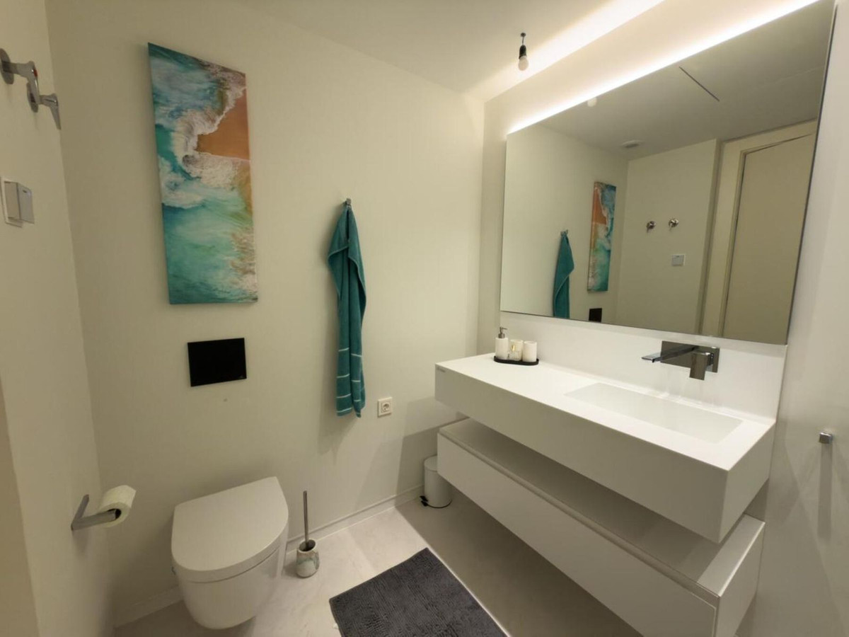 Se vende Apartamento Planta Baja de 3 dormitorios en Costa Del Sol, Málaga, España