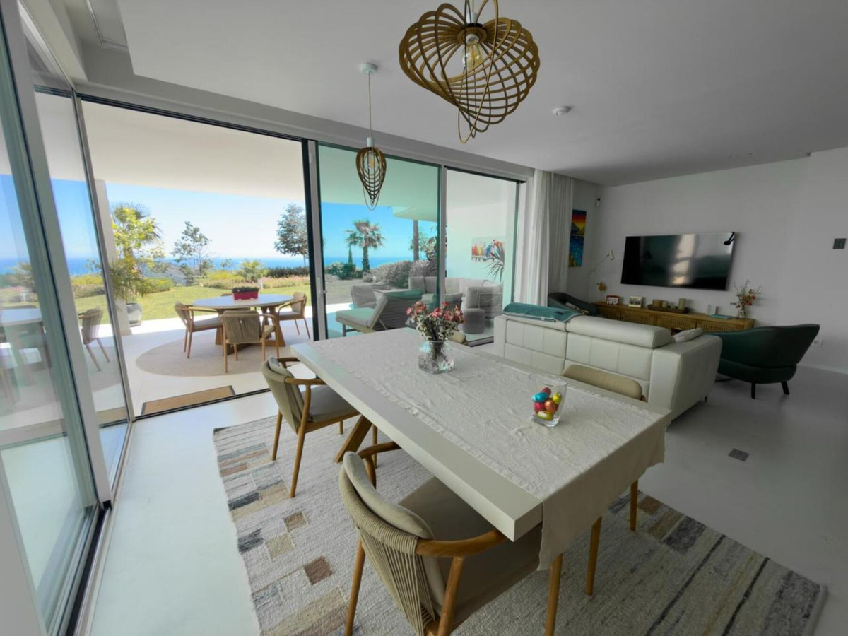 Se vende Apartamento Planta Baja de 3 dormitorios en Costa Del Sol, Málaga, España