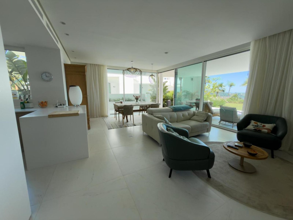 Se vende Apartamento Planta Baja de 3 dormitorios en Costa Del Sol, Málaga, España