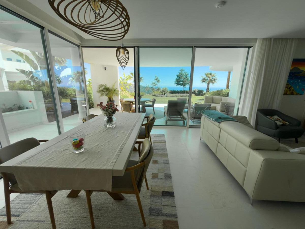 Se vende Apartamento Planta Baja de 3 dormitorios en Costa Del Sol, Málaga, España