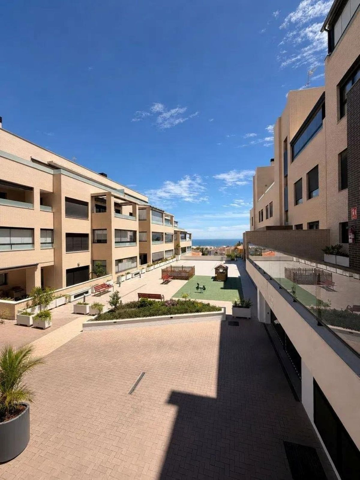 2 Bed Apartment for sale in El Pinillo Costa Del Sol, Málaga, Spain
