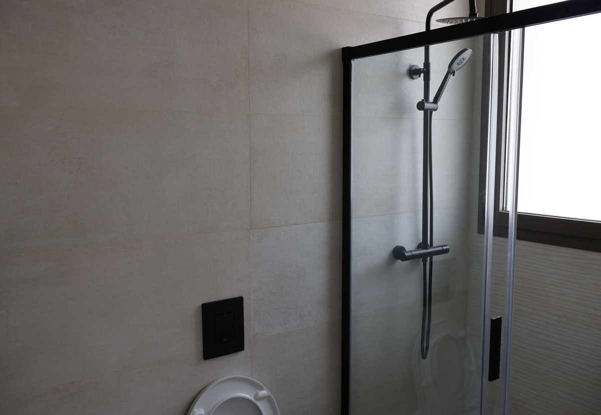 2 Bed Apartment for sale in Estepona Costa Del Sol, Málaga, Spain