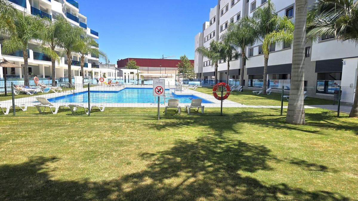 3 Bed Apartment for sale in Fuengirola Costa Del Sol, Málaga, Spain