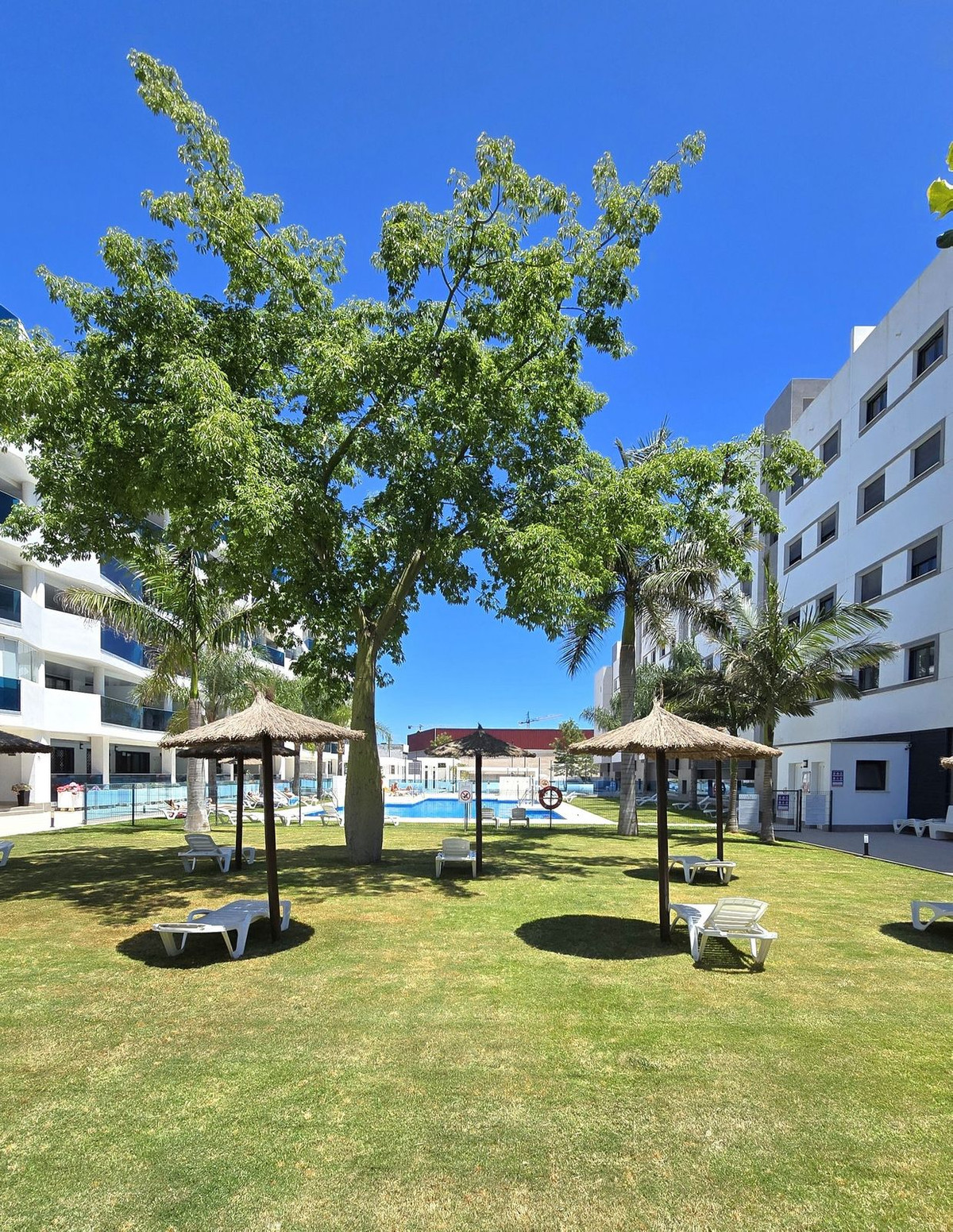 3 Bed Apartment for sale in Fuengirola Costa Del Sol, Málaga, Spain
