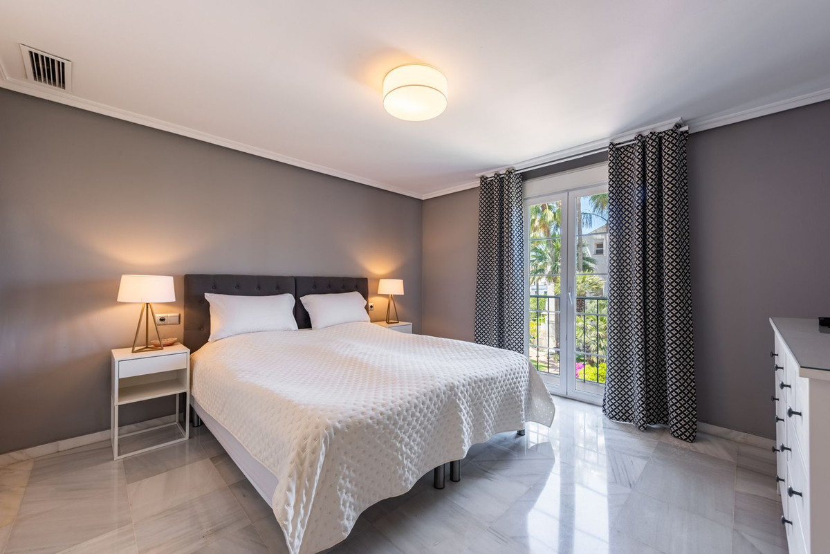 3 Bed Townhouse for sale in The Golden Mile Costa Del Sol, Málaga, Spain