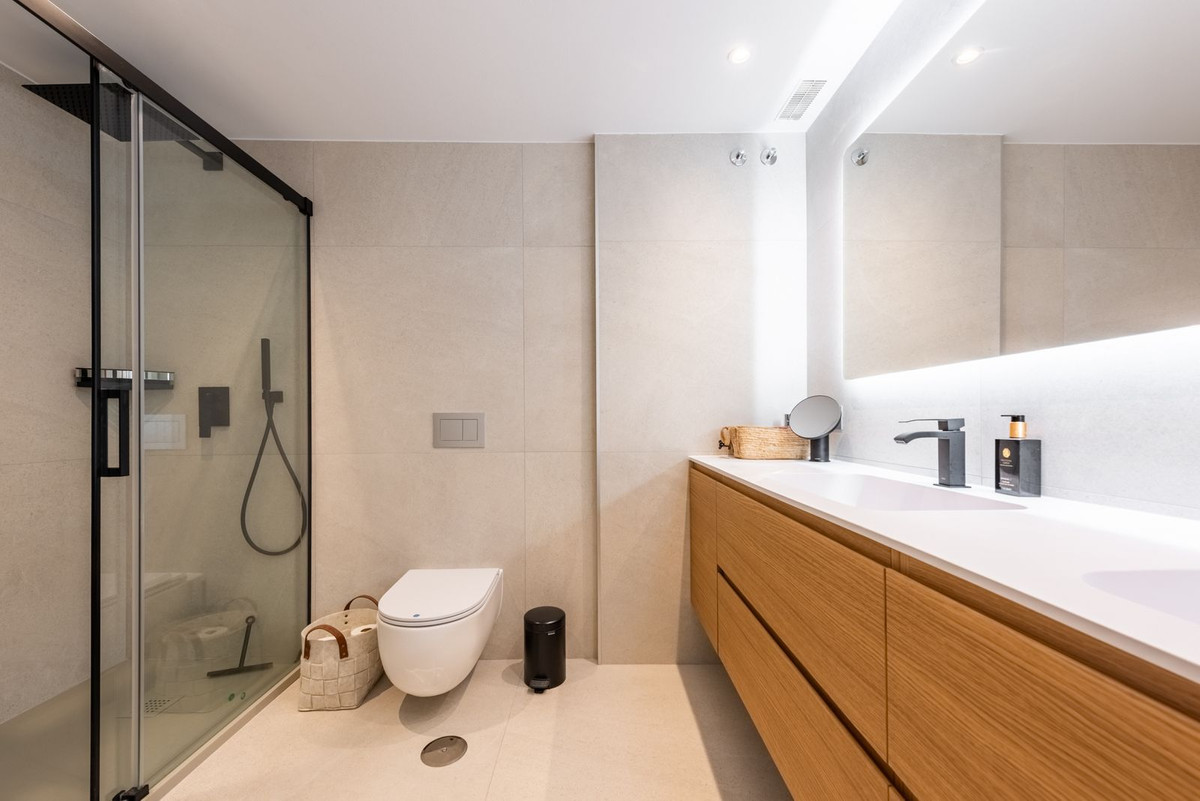 3 Bed Townhouse for sale in The Golden Mile Costa Del Sol, Málaga, Spain