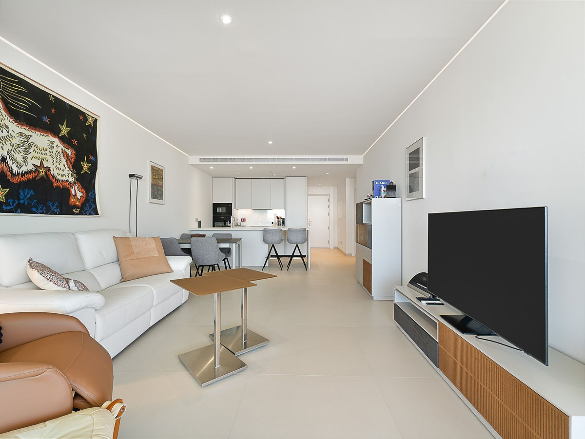 2 Bed Apartment for sale in Fuengirola Costa Del Sol, Málaga, Spain