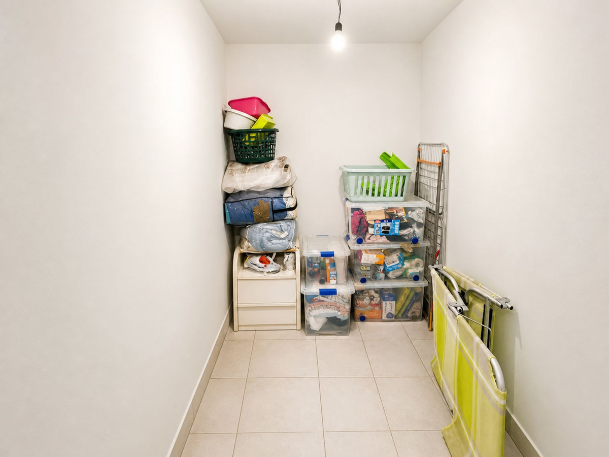 1 Bed Apartment for sale in La Duquesa Costa Del Sol, Málaga, Spain