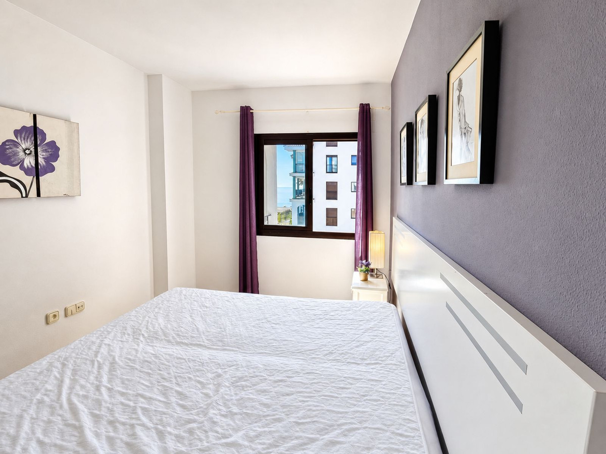 1 Bed Apartment for sale in La Duquesa Costa Del Sol, Málaga, Spain