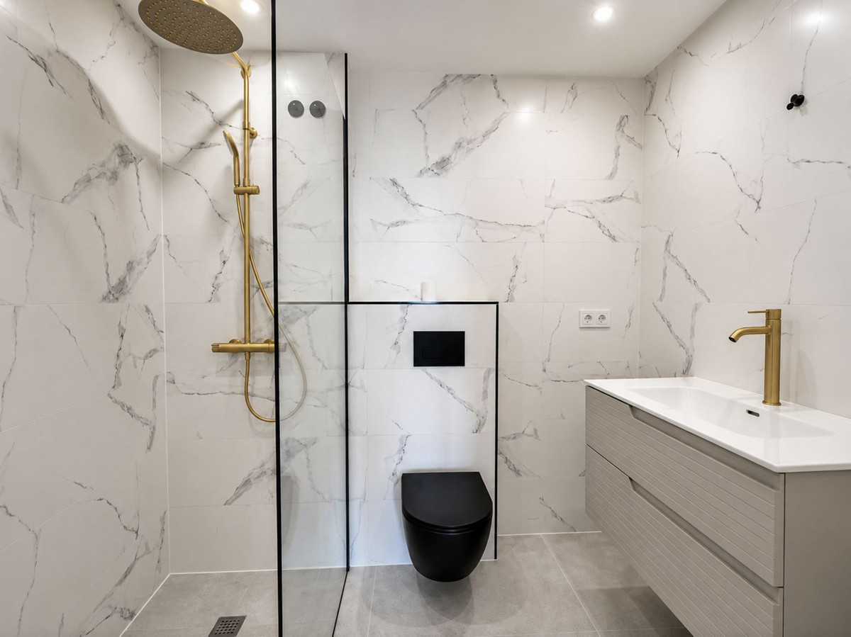 3 Bed Apartment for sale in Nueva Andalucía Costa Del Sol, Málaga, Spain