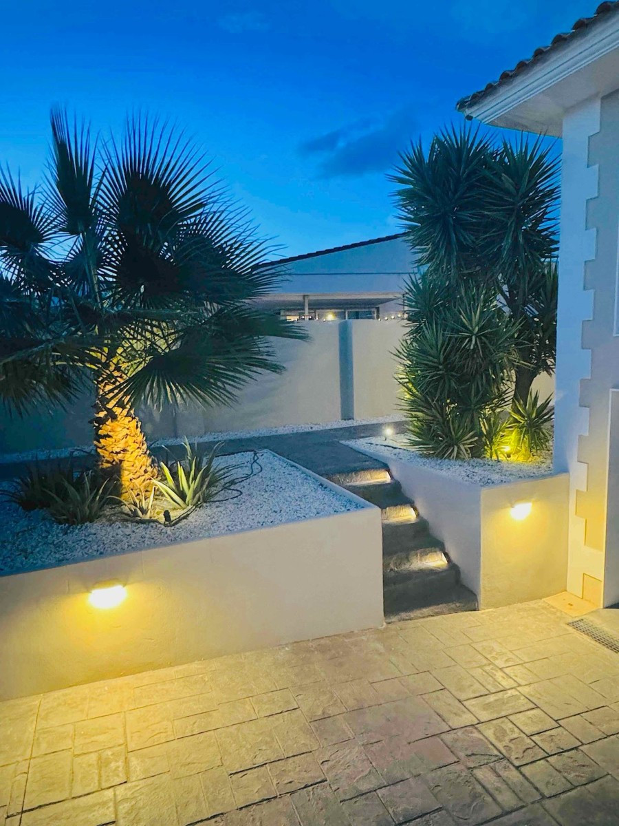 4 Bed Townhouse for sale in Lalfás Del Pi Costa Blanca, Alicante, Spain