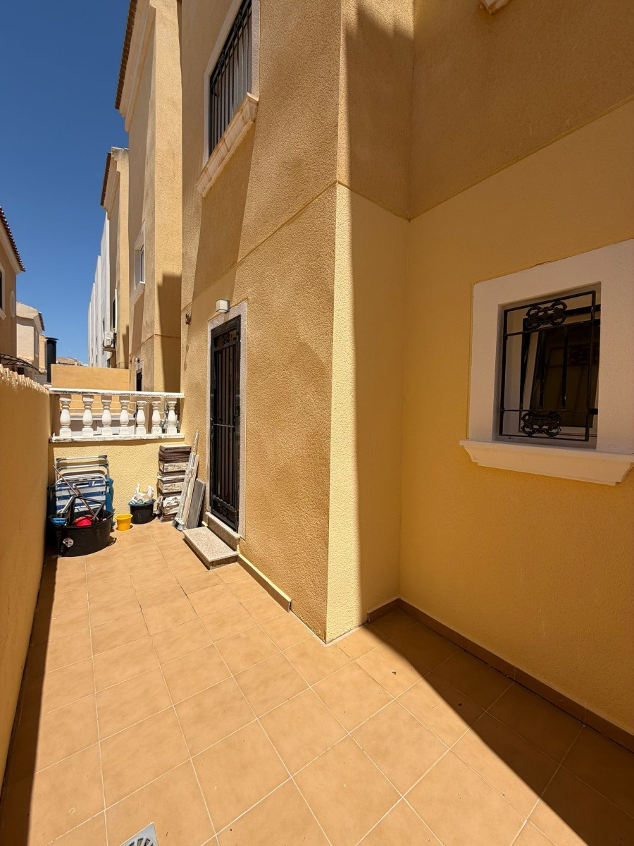 Se vende Adosada de 3 dormitorios en Costa Blanca, Alicante, España
