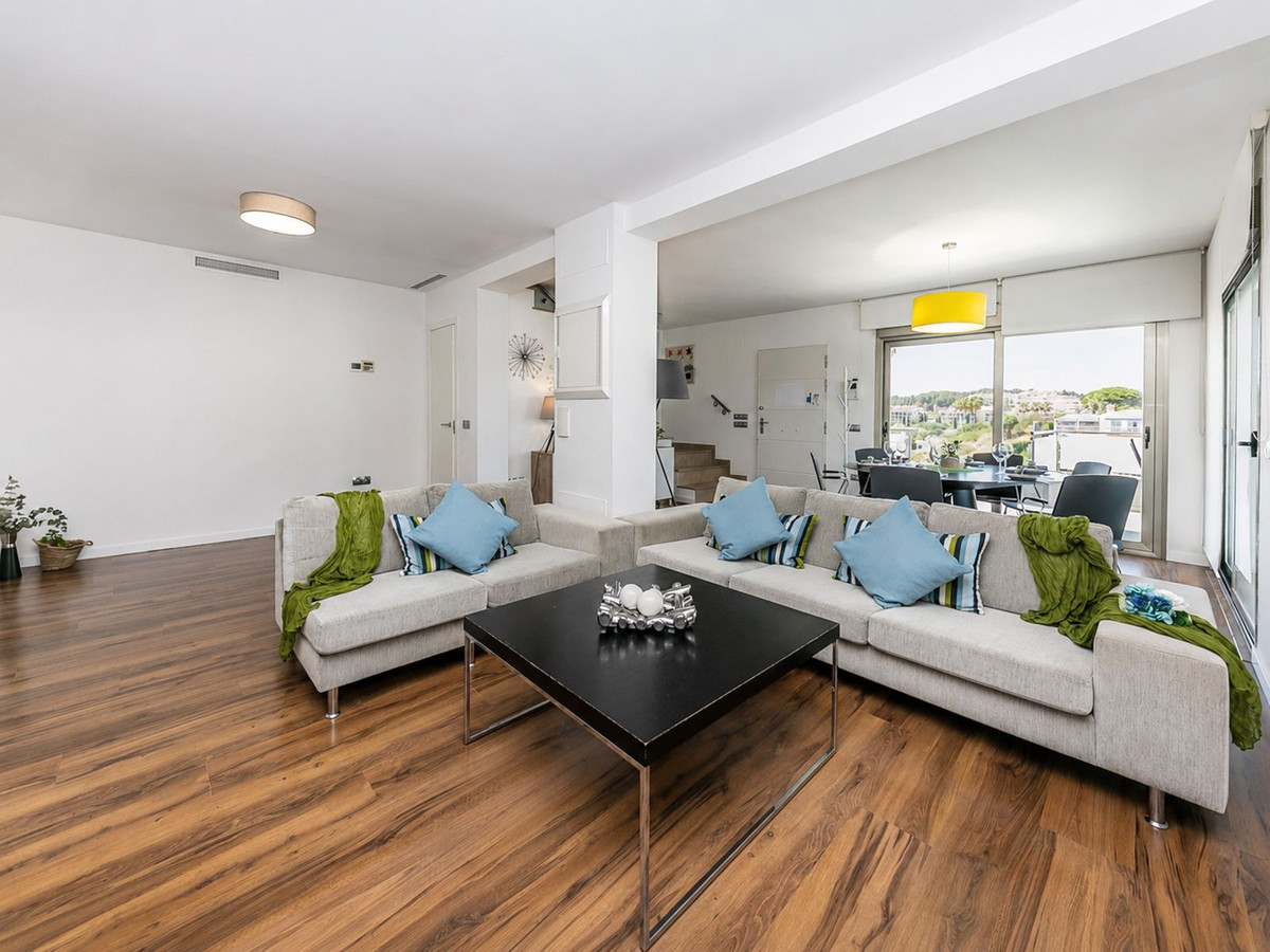 3 Bed Townhouse for sale in El Faro Costa Del Sol, Málaga, Spain