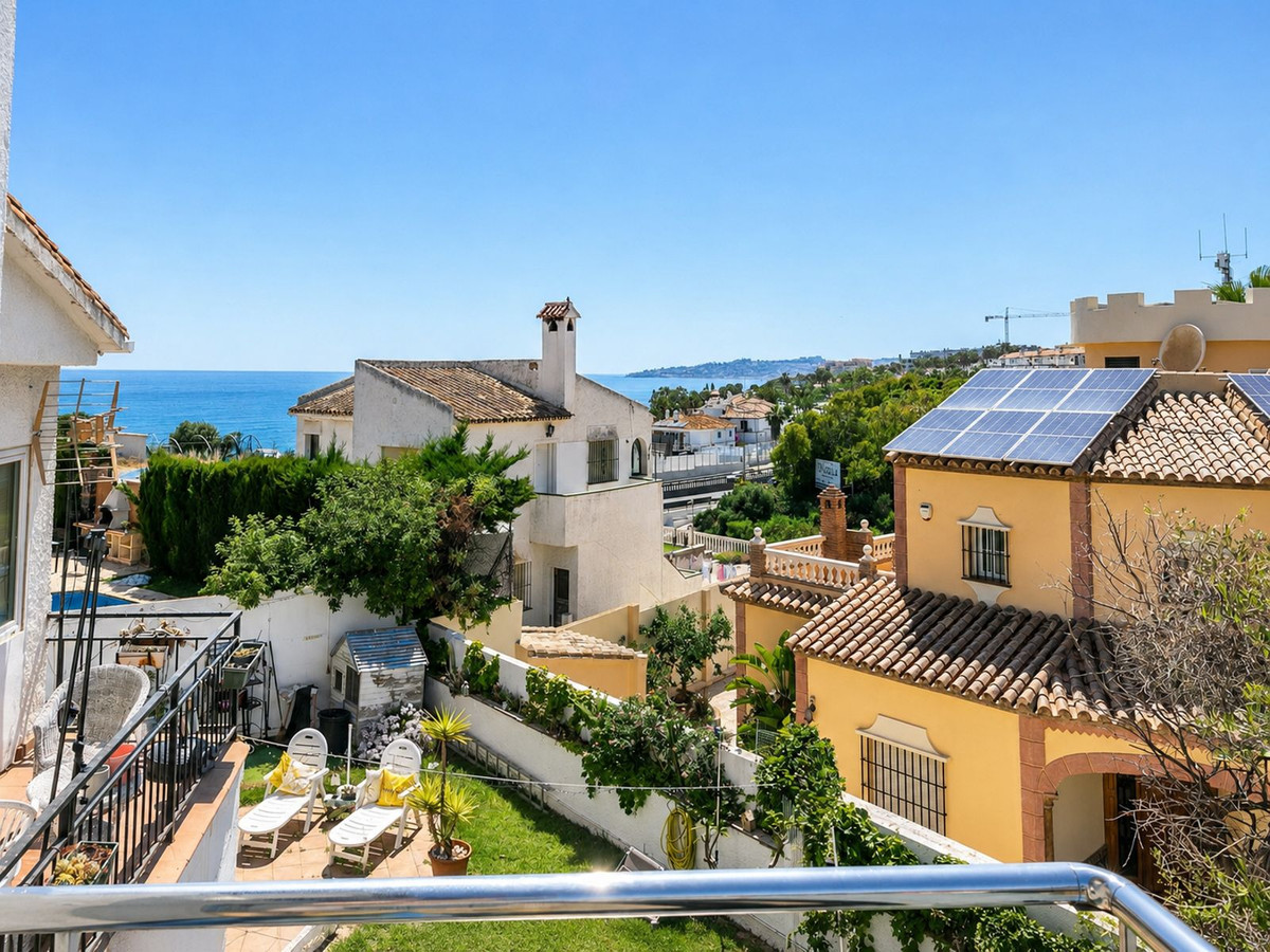3 Bed Townhouse for sale in El Faro Costa Del Sol, Málaga, Spain