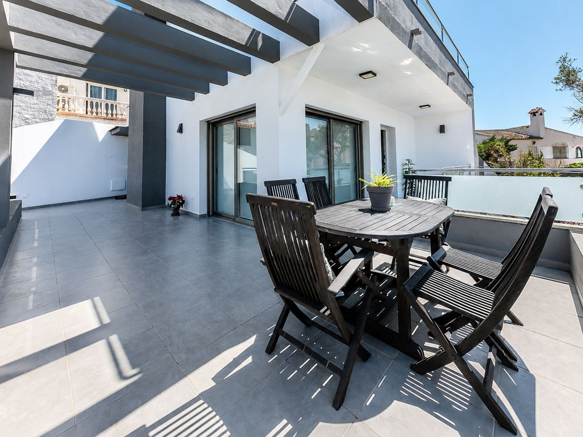 3 Bed Townhouse for sale in El Faro Costa Del Sol, Málaga, Spain
