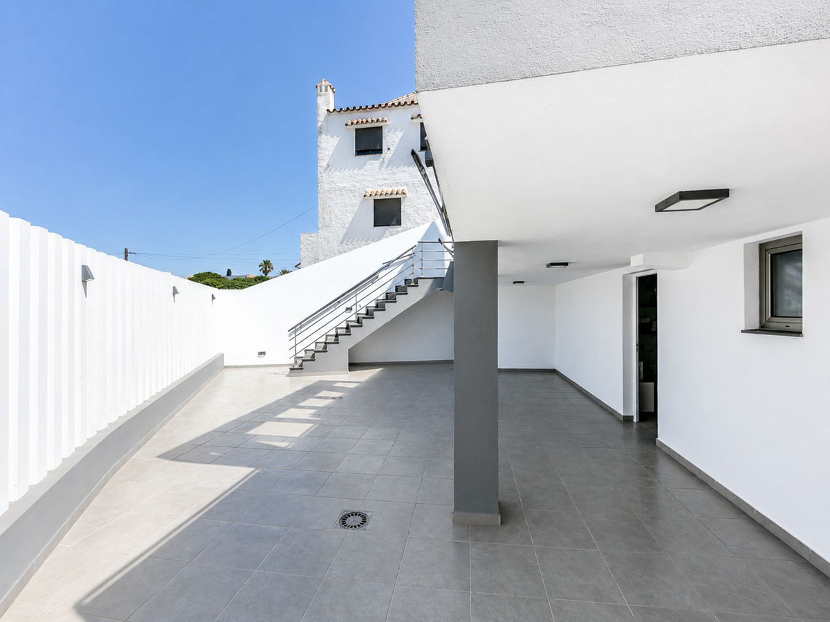 3 Bed Townhouse for sale in El Faro Costa Del Sol, Málaga, Spain
