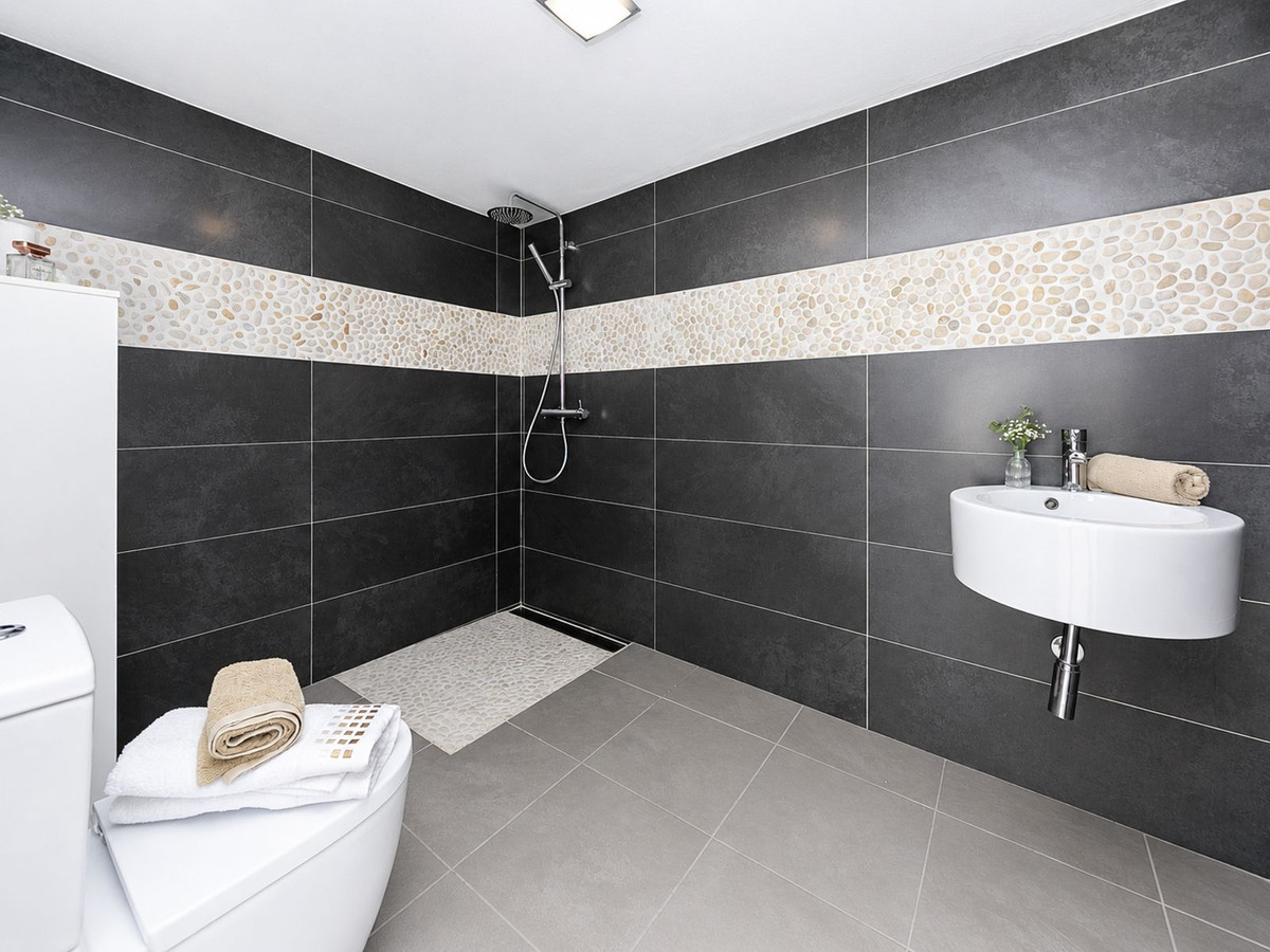 3 Bed Townhouse for sale in El Faro Costa Del Sol, Málaga, Spain
