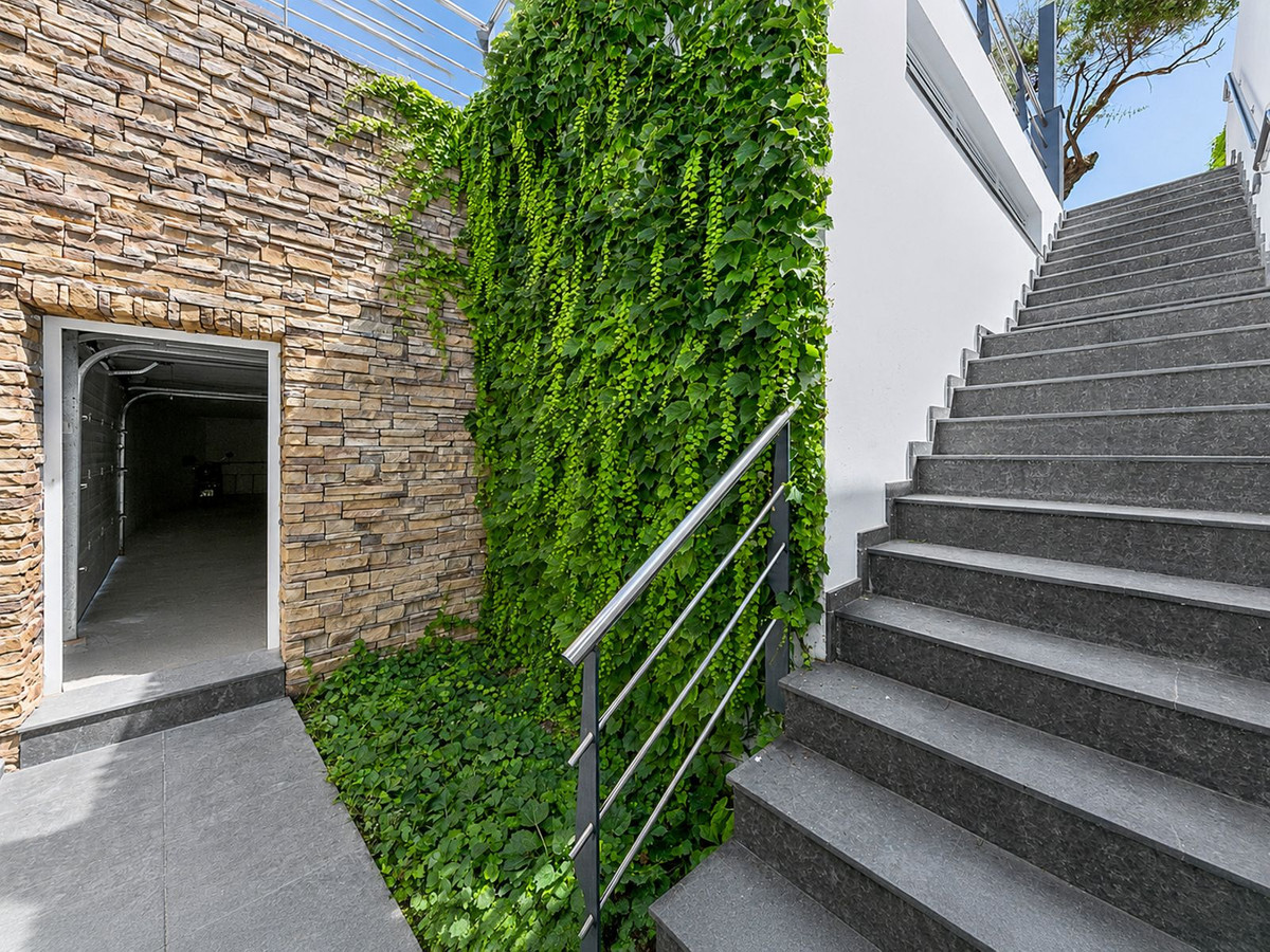 3 Bed Townhouse for sale in El Faro Costa Del Sol, Málaga, Spain