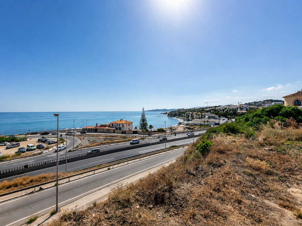 3 Bed Townhouse for sale in El Faro Costa Del Sol, Málaga, Spain