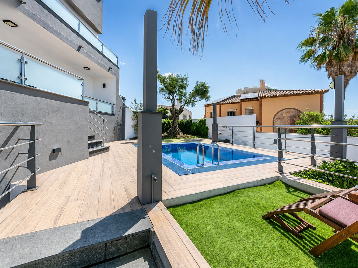 3 Bed Townhouse for sale in El Faro Costa Del Sol, Málaga, Spain
