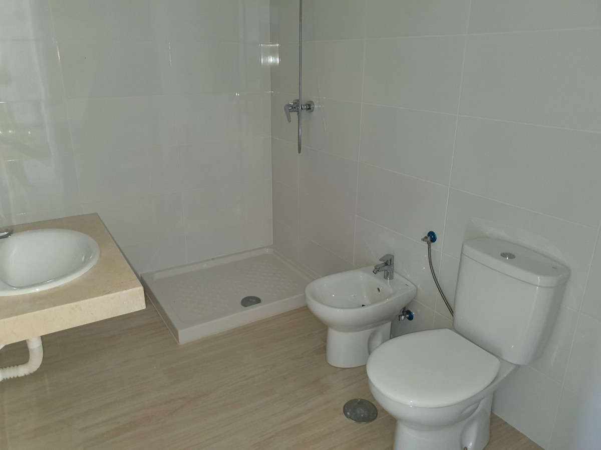 Se vende Apartamento Planta Media de 1 dormitorios en Costa Del Sol, Málaga, España