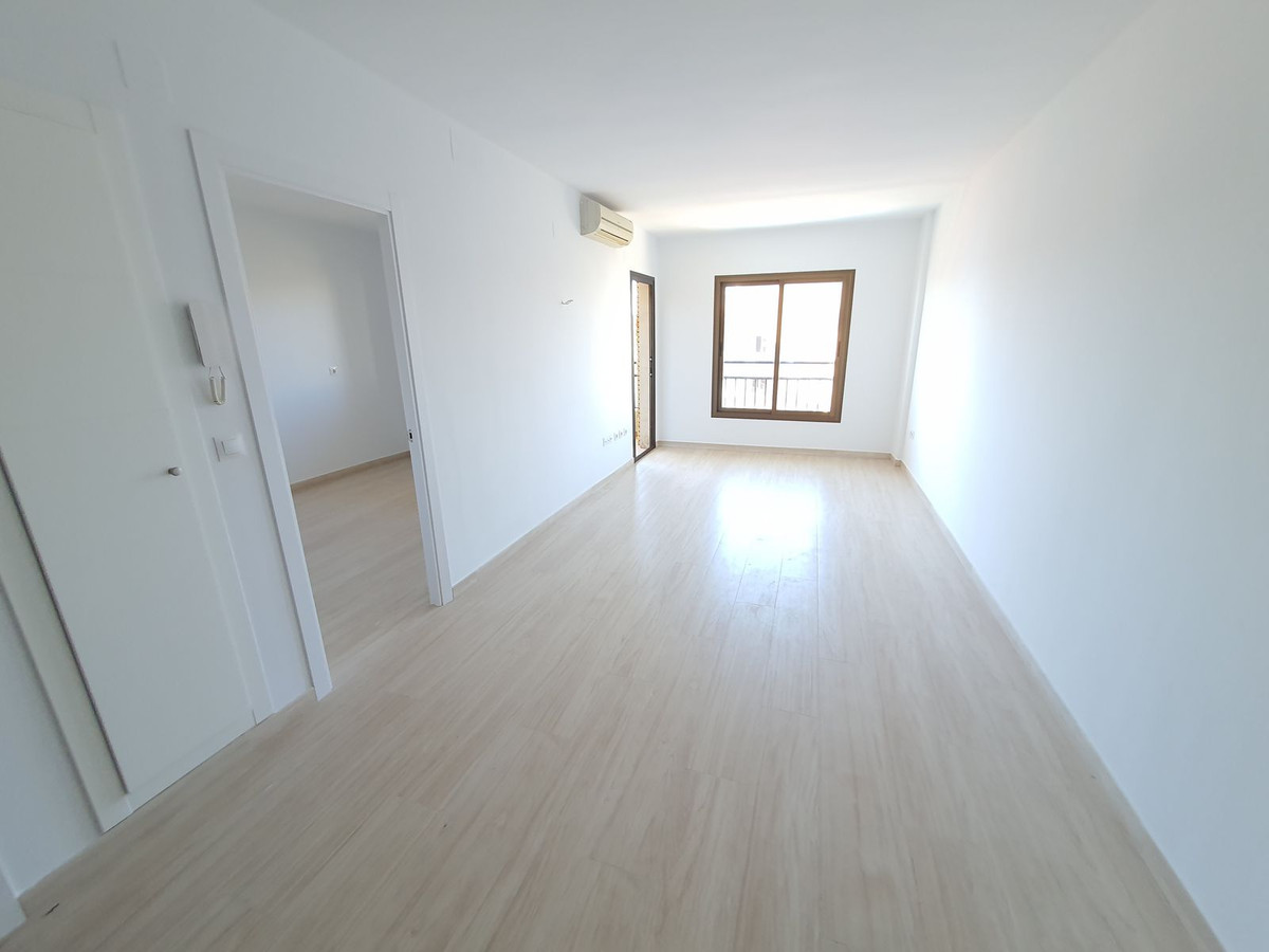 Se vende Apartamento Planta Media de 1 dormitorios en Costa Del Sol, Málaga, España