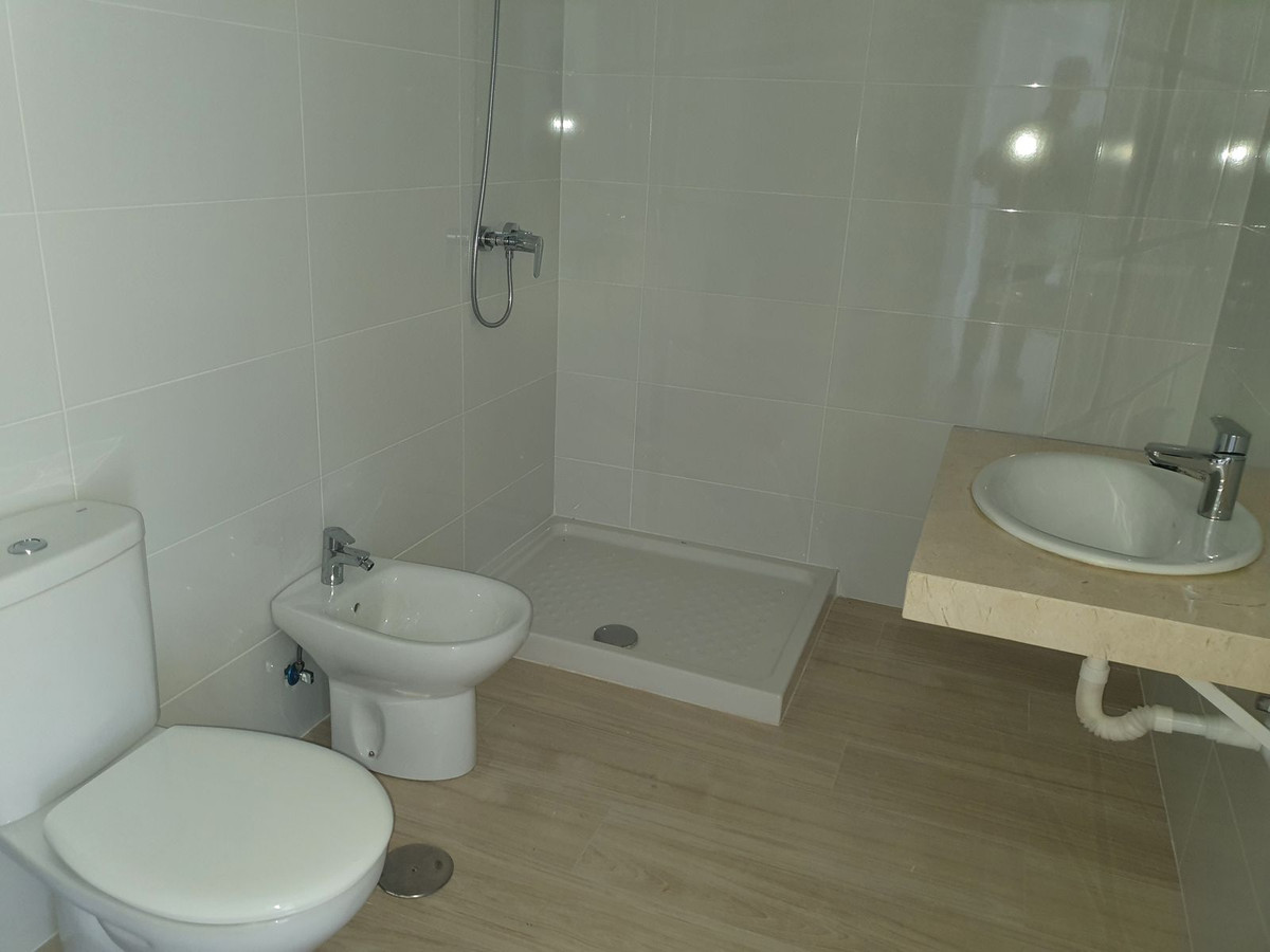 Se vende Apartamento Planta Media de 1 dormitorios en Costa Del Sol, Málaga, España