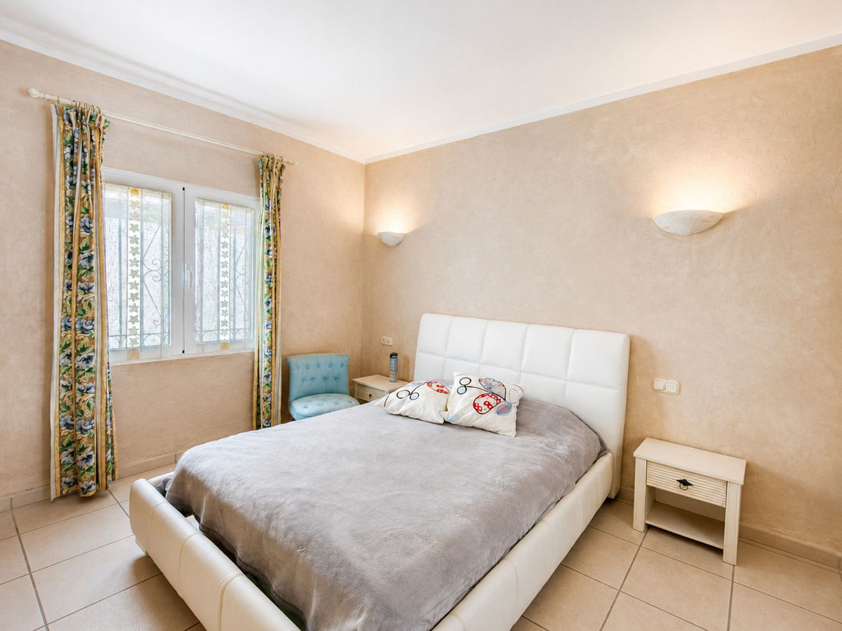 Se vende Villa - Chalet de 3 dormitorios en Costa Del Sol, Málaga, España