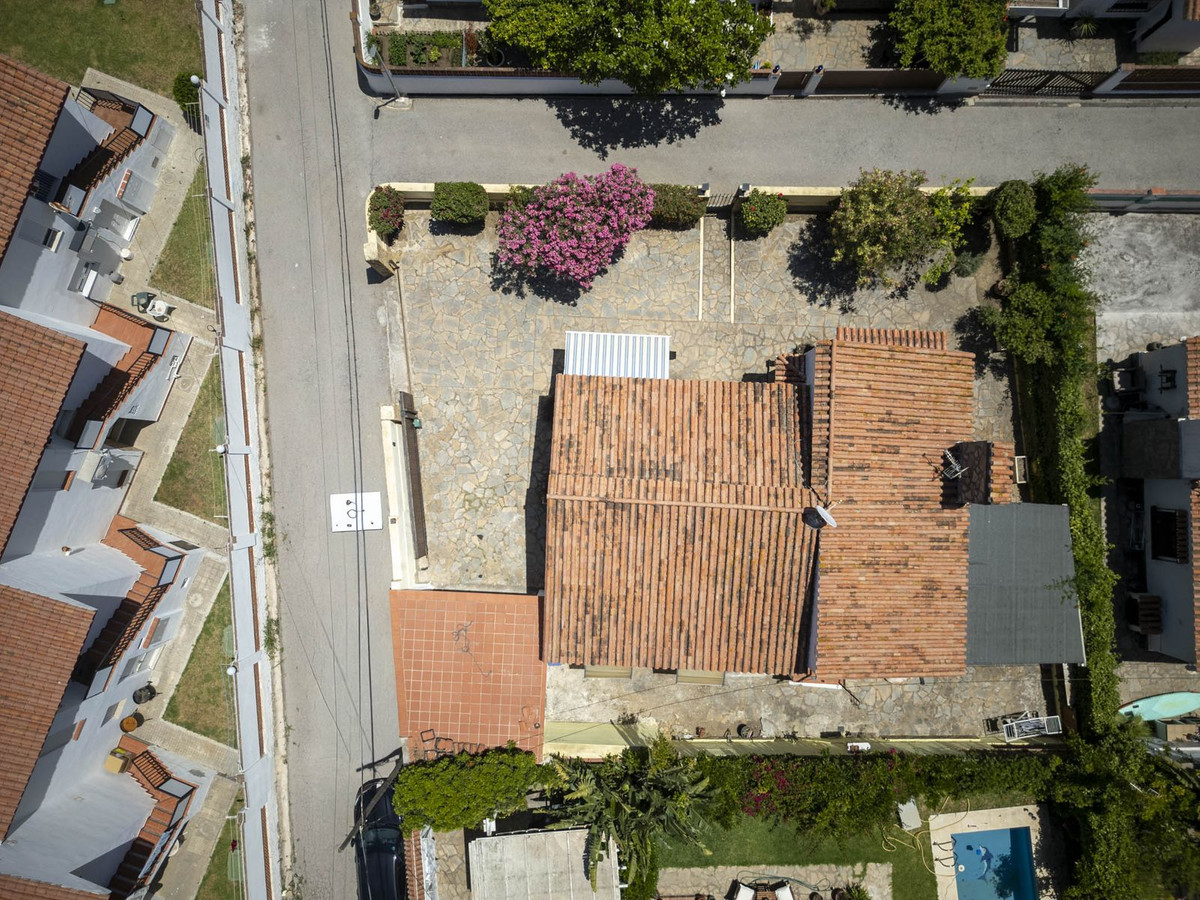 Se vende Villa - Chalet de 3 dormitorios en Costa Del Sol, Málaga, España