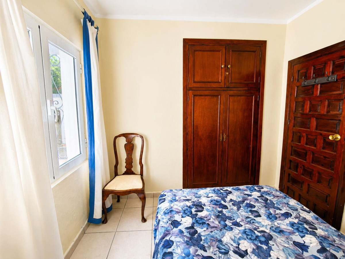 Se vende Villa - Chalet de 3 dormitorios en Costa Del Sol, Málaga, España
