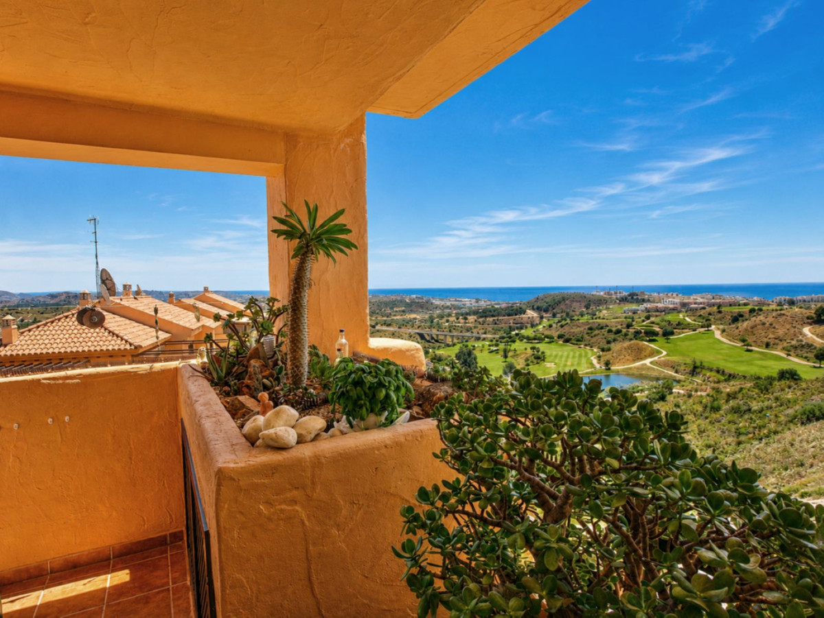 2 Bed Apartment for sale in Calanova Golf Costa Del Sol, Málaga, Spain