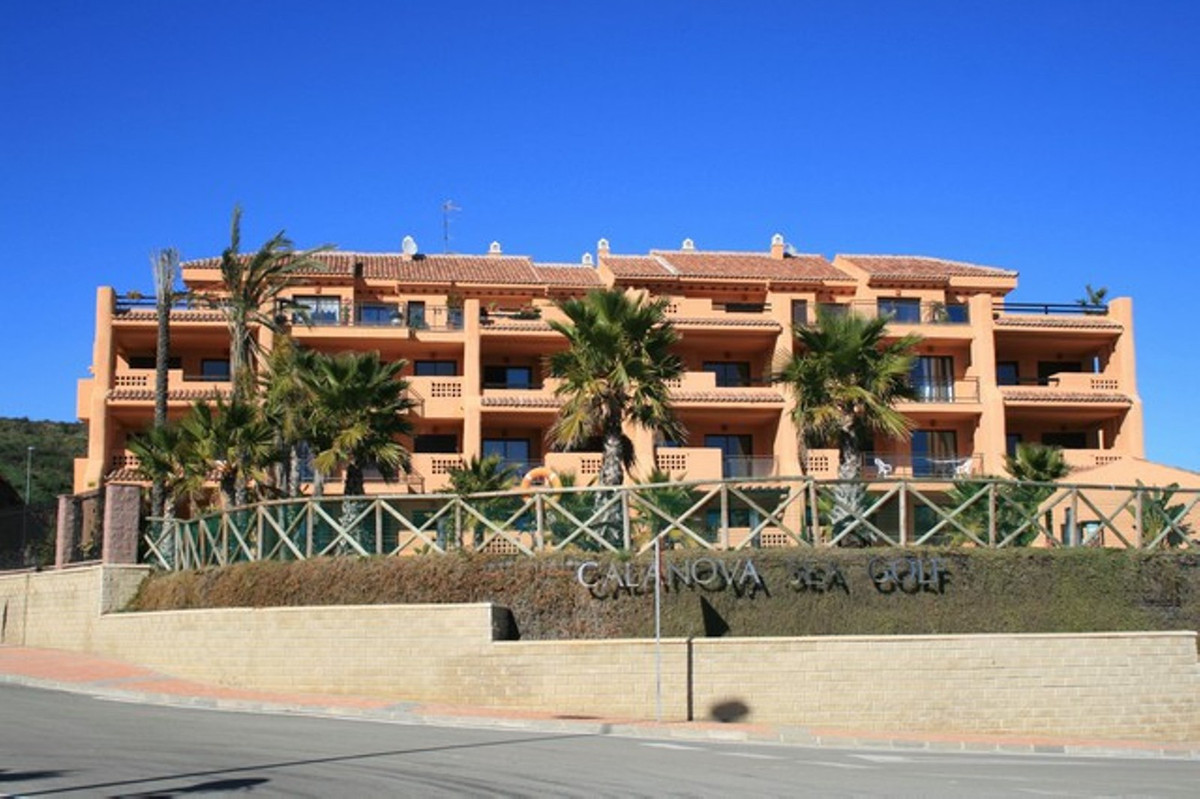 2 Bed Apartment for sale in Calanova Golf Costa Del Sol, Málaga, Spain